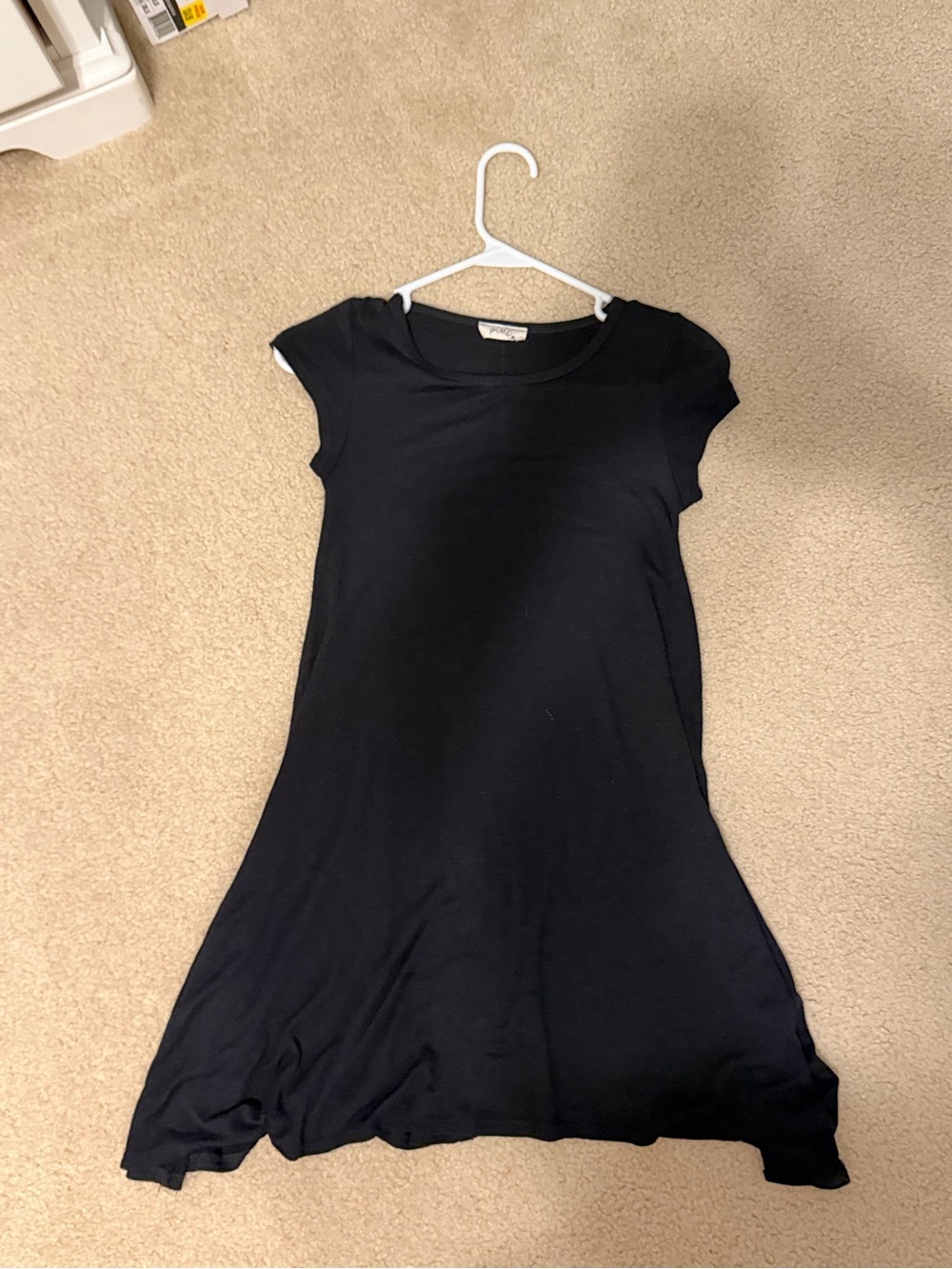 Junior Girls Black Short-Sleeve Dress